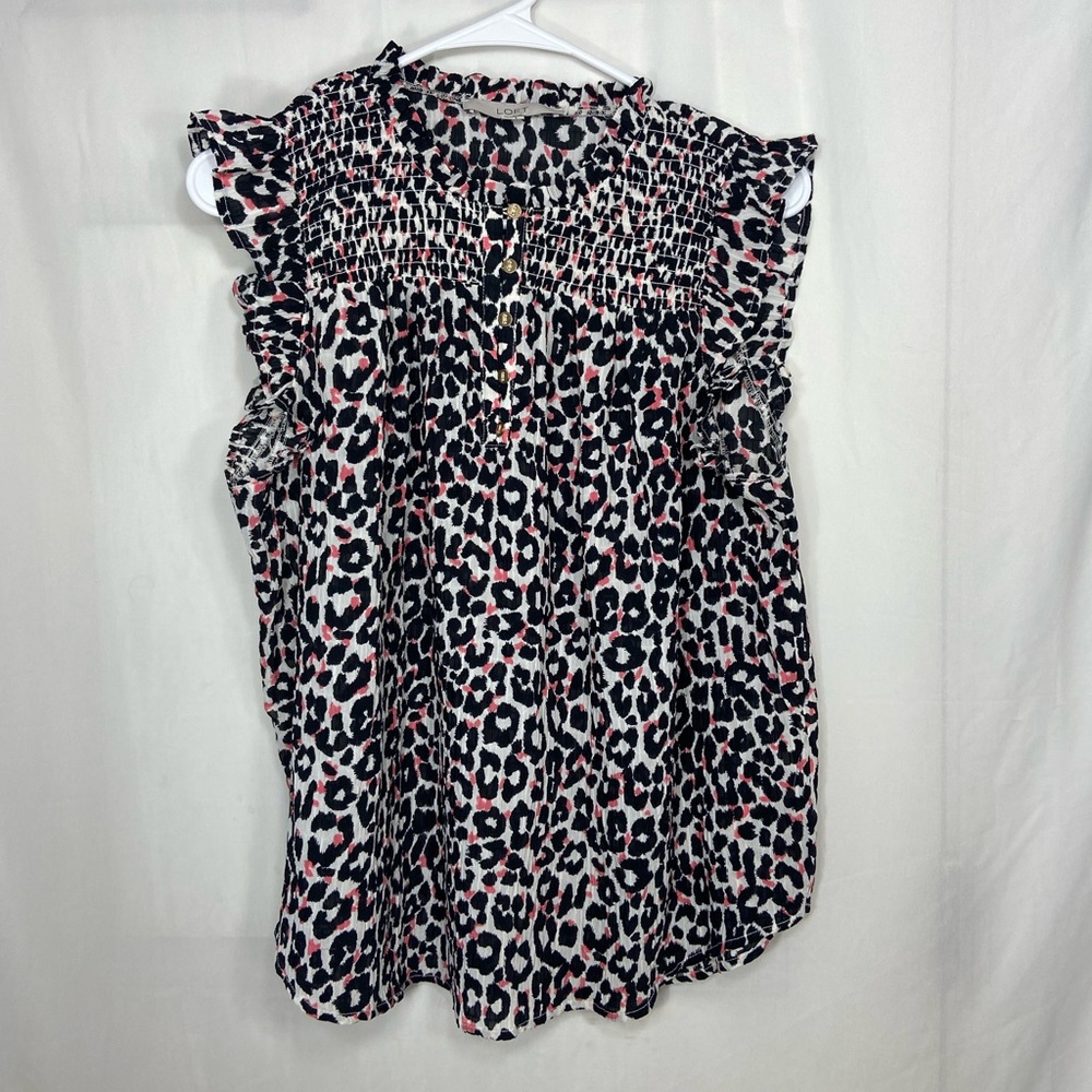 NWOT LOFT women’s black white pink leopard print ruffle elastic button blouse M